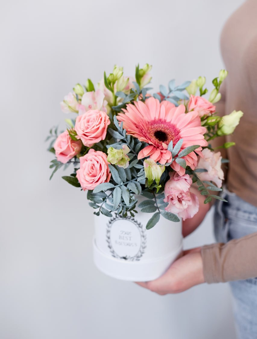 Смотрите, какая акция: букеты и композиции в магазине цветов "Эдем" со ...